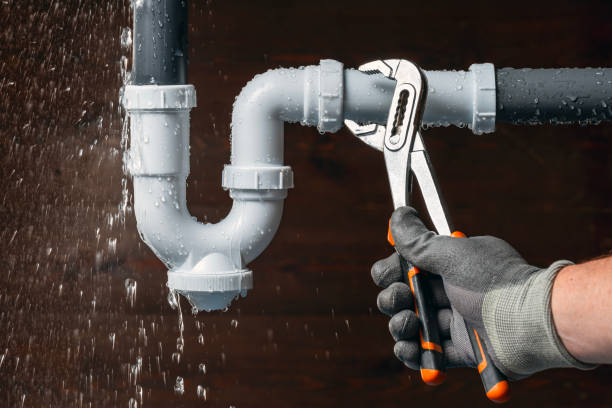 Professional Leak Detection technician working in Worcester, MA
